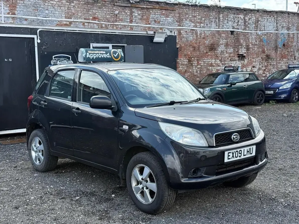 Used Daihatsu Terios 105 HP (77 kW) 2009 Black SUV