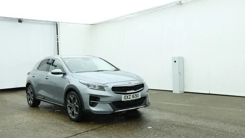 Used Kia XCeed 118 HP (86 kW) 2020 Silver SUV