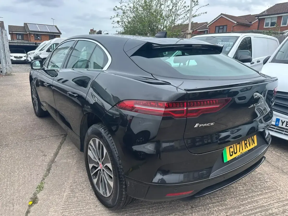 Usado Jaguar I-Pace S 294 kW (400 HP) 2021 Preto SUV