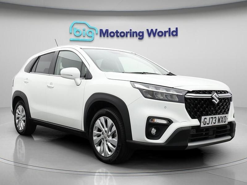 White Used 2023 Suzuki SX4 S-Cross SUV | £14,800 (Fair price) - Image 1/4