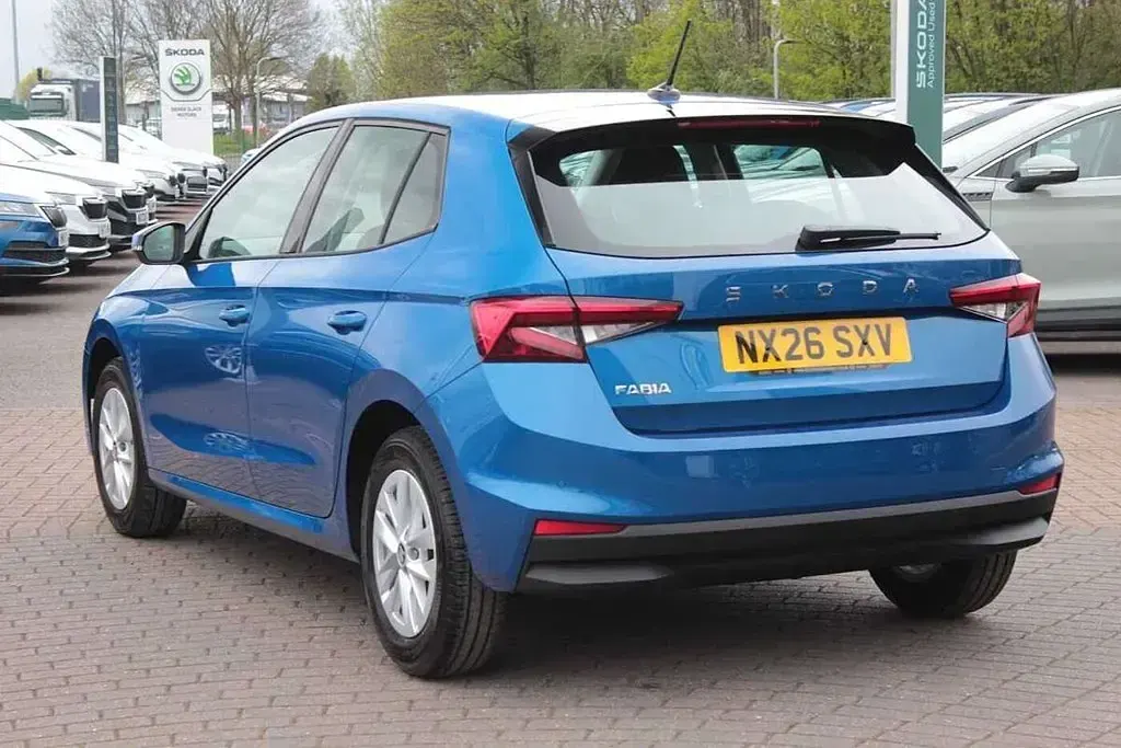 New Skoda Fabia SE 79 HP (58 kW) 2026 Race blue metallic Hatchback
