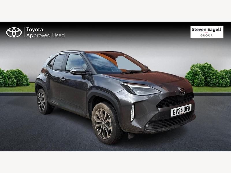Grey Used 2024 Toyota Yaris Hybrid Design Hatchback | £22,222 (Expensive) - Image 1/3