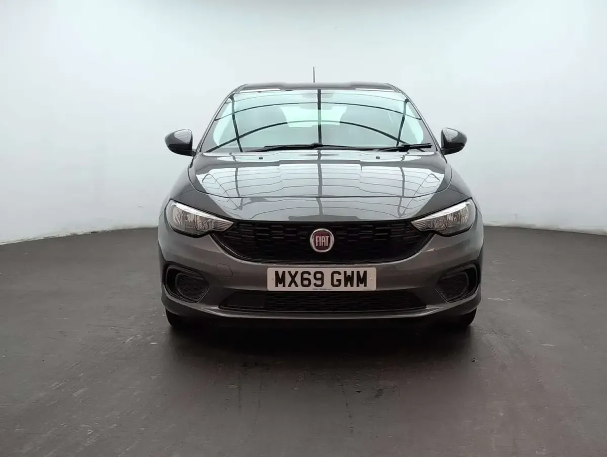 Used Fiat Tipo Easy 95 HP (69 kW) 2019 Grey Hatchback