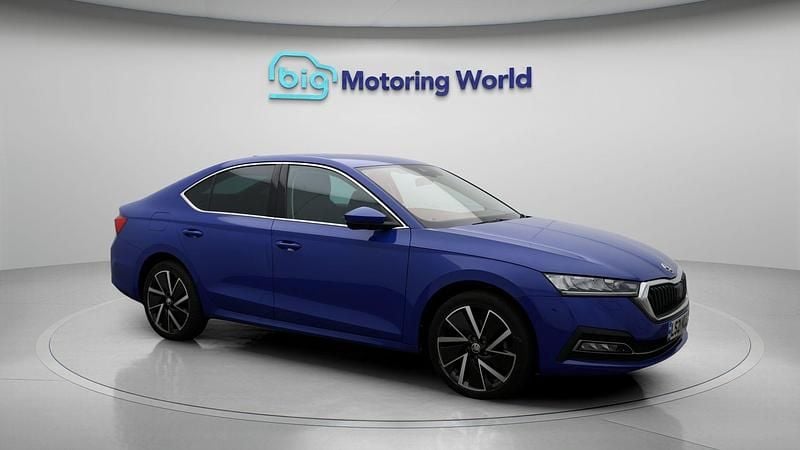 Used 2021 Skoda Octavia SE L | £16,400 (Good price) - Image 1/4