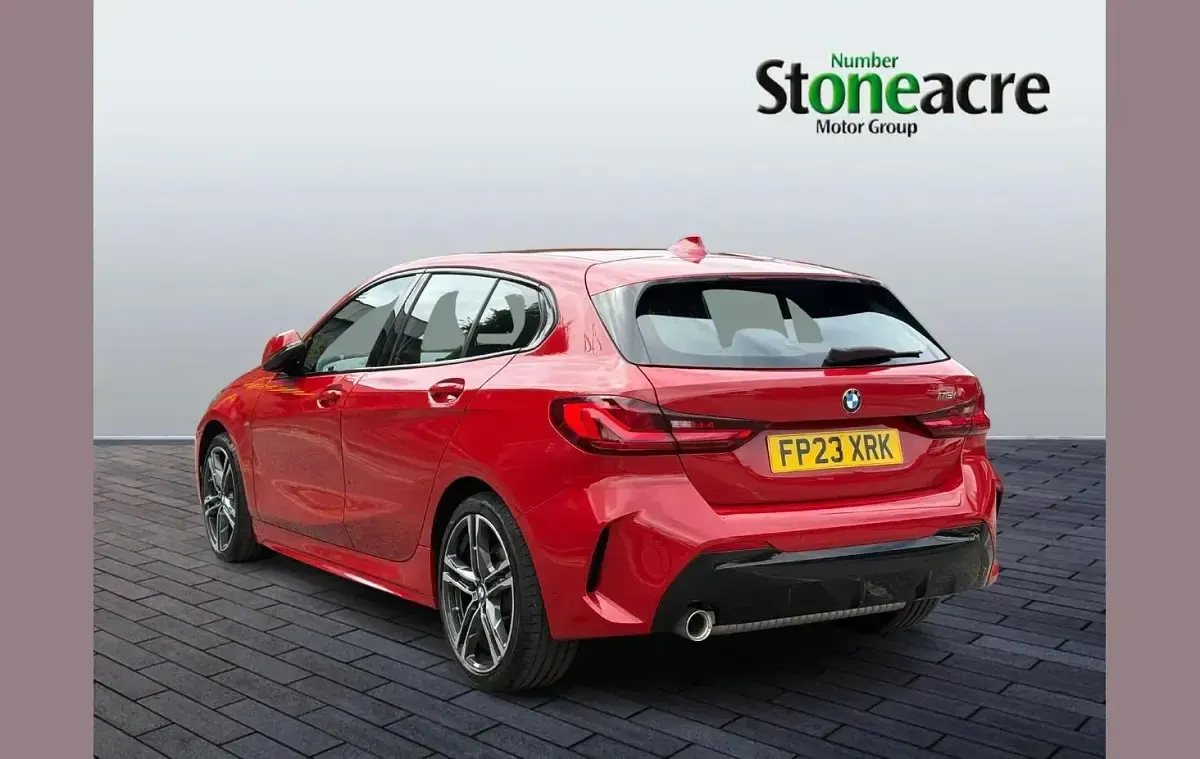 Used BMW 118 M Sport 134 HP (98 kW) 2023 Red Hatchback