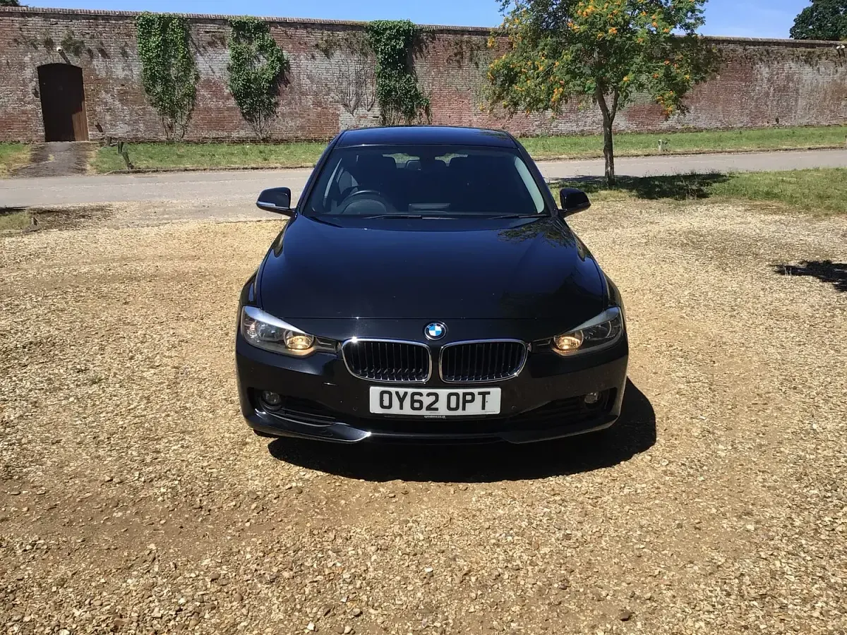 Used BMW 320 Comfort Edition 184 HP (135 kW) 2012 Black Sedan