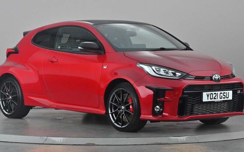 Red Used 2020 Toyota Yaris Hatchback | £29,999 (A bit pricey) - Image 1/4