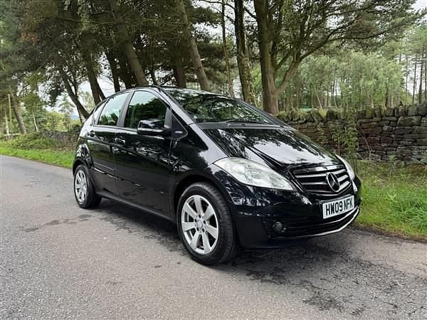 Used 2009 Mercedes A150 Classic Hatchback | £1,989 (Super price) - Image 1/4
