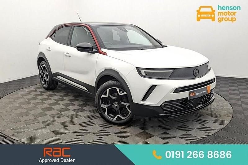 Used Vauxhall Mokka GS Line 100 HP (73 kW) 2022 White SUV