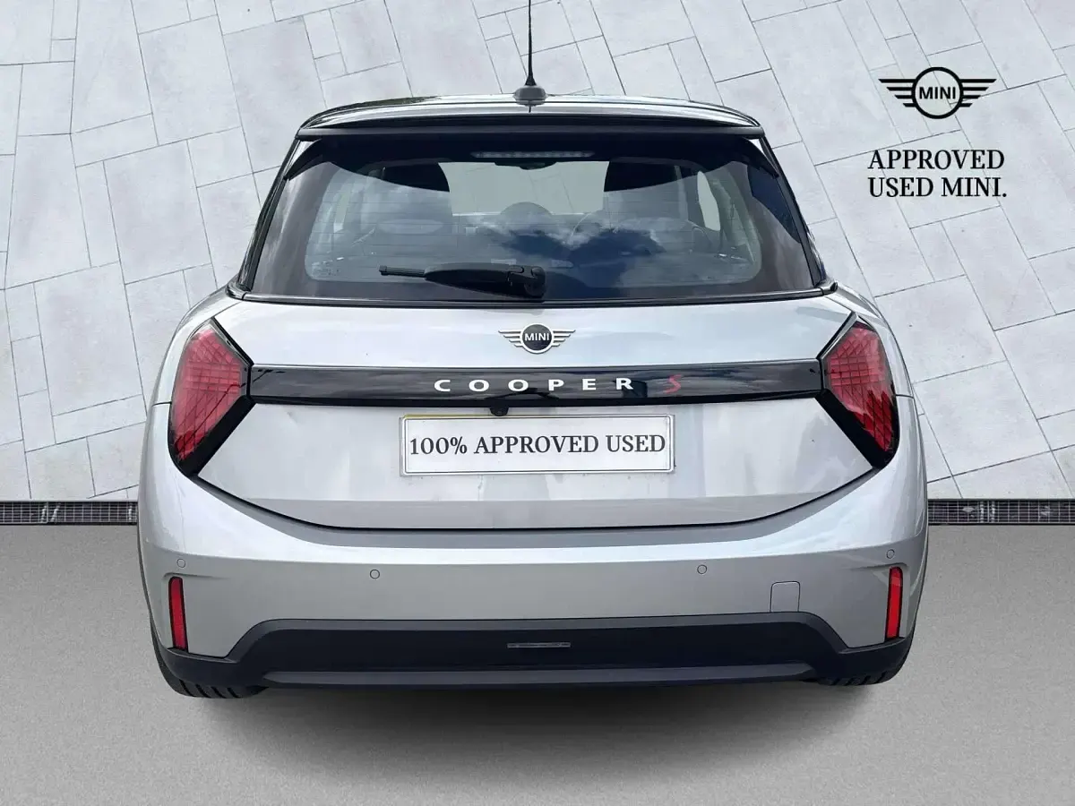 Used Mini Cooper S Hatch 201 HP (147 kW) 2024 Silver Hatchback