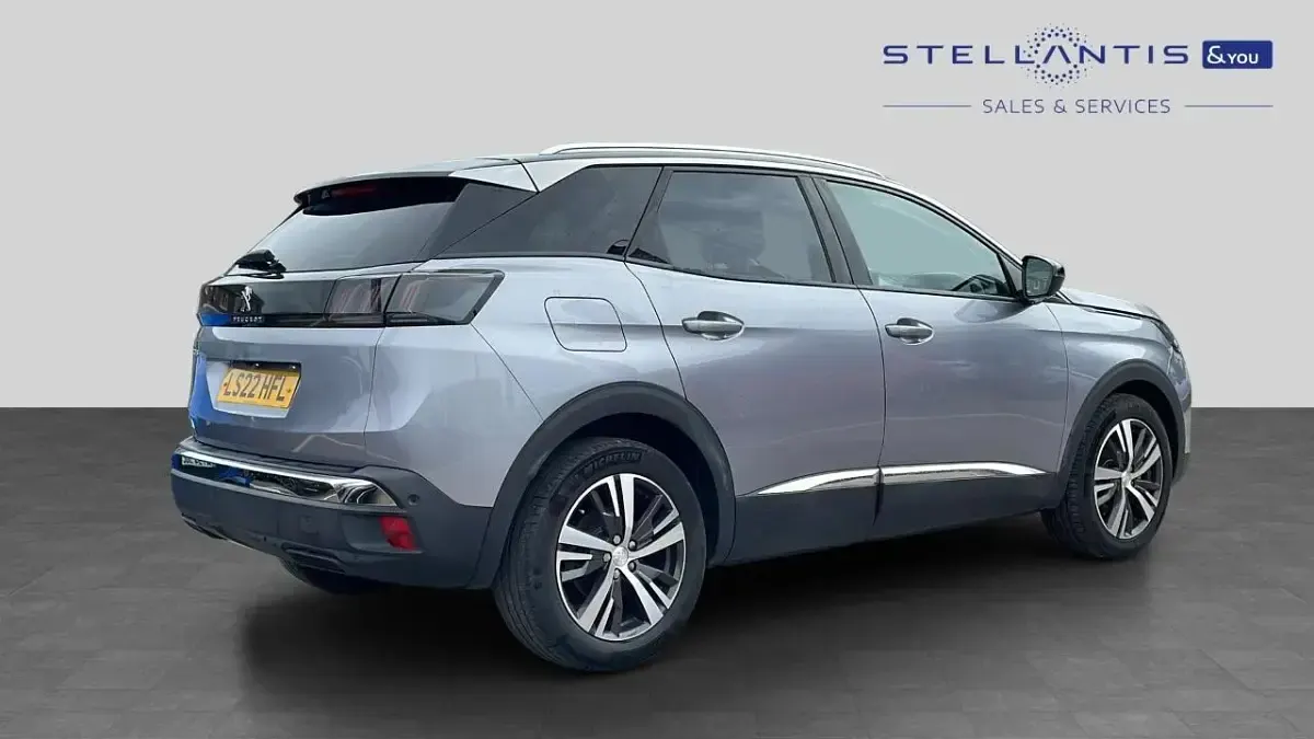 Used Peugeot 3008 Allure Premium 129 HP (94 kW) 2022 Grey SUV