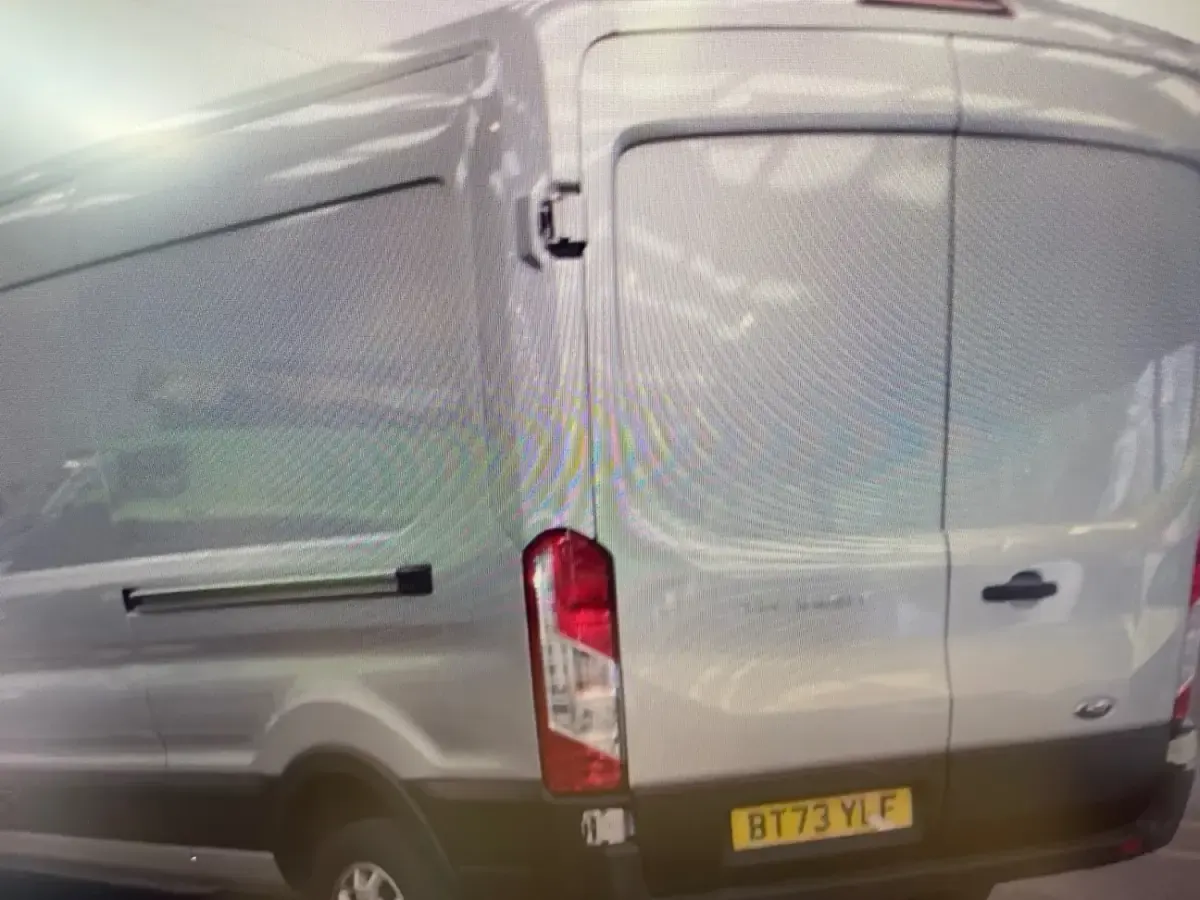 Second-hand Ford Transit Trend 130 CP (95 kW) 2023 Argintiu Van