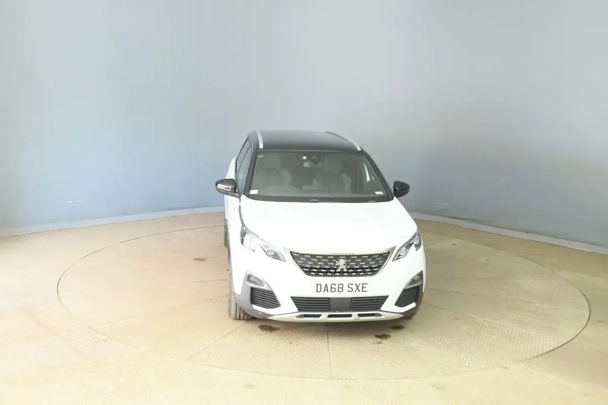 Used Peugeot 5008 GT-line 130 HP (95 kW) 2019 White SUV