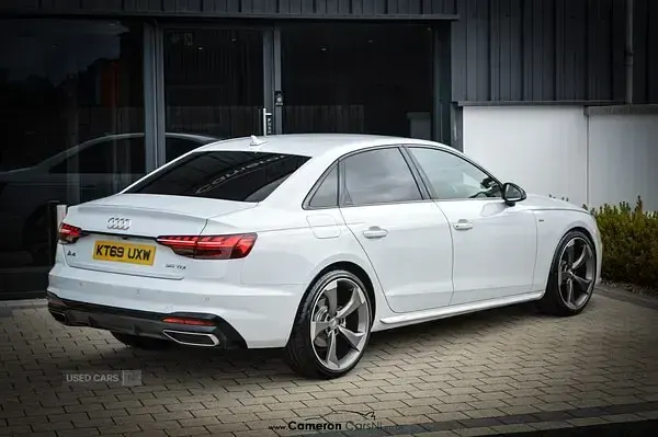 Used Audi A4 Black Edition 163 HP (119 kW) 2020 White Sedan
