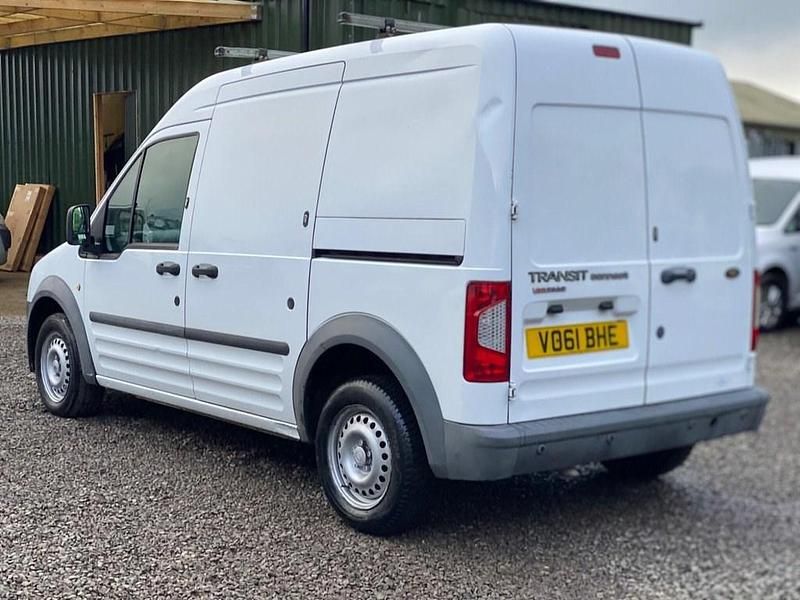 Używany Ford Transit Connect 90 KM (66 kW) 2011 Biały Minivan