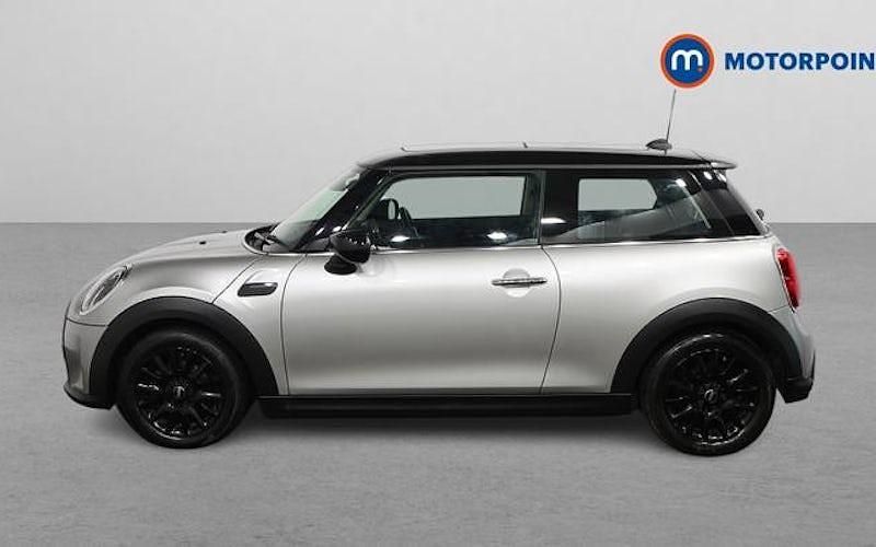 Used Mini Cooper Classic 136 HP (100 kW) 2022 Silver Hatchback