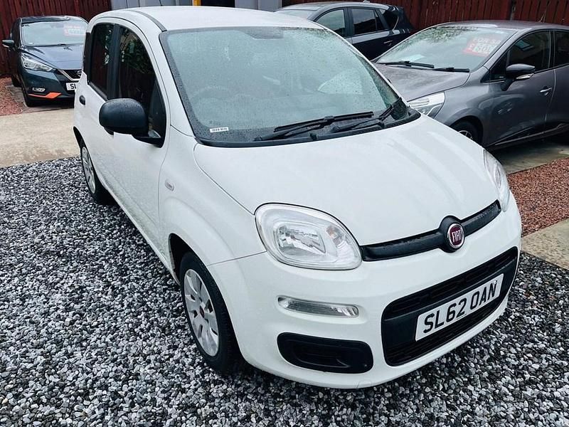 Used Fiat Panda Pop 69 HP (50 kW) 2015 White Hatchback
