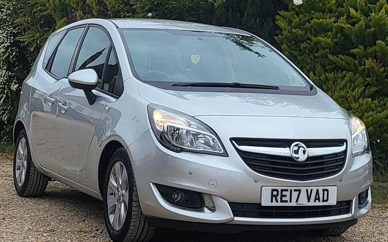 Silver Used 2017 Vauxhall Meriva MPV | £4,695 (Good price) - Image 1/4