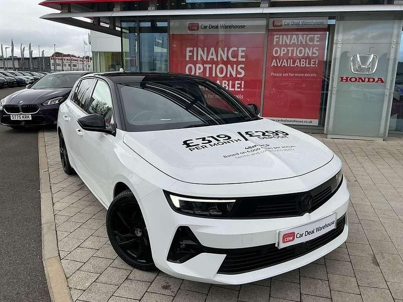 White Used 2022 Vauxhall Astra GS Line Hatchback | £17,290 (Fair price) - Image 1/4