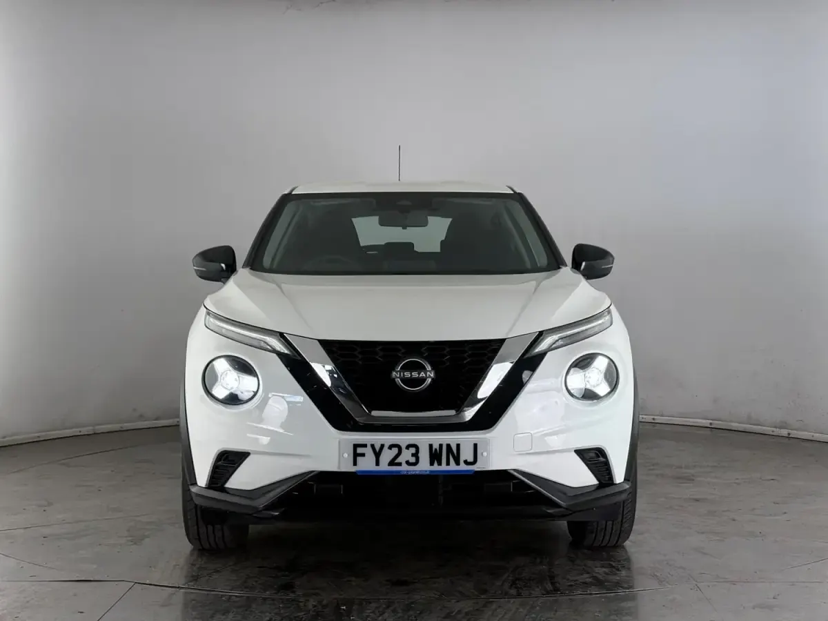 Usado Nissan Juke Acenta 114 CV (83 kW) 2023 Blanco SUV