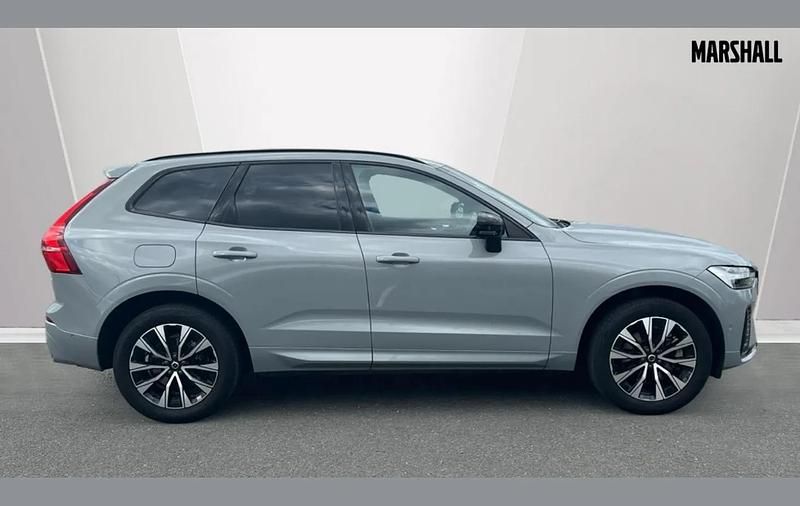 Used Volvo XC60 Plus 250 HP (183 kW) 2024 Grey SUV