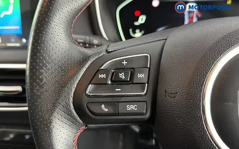 Used MG HS Excite 162 HP (119 kW) 2022 Red SUV