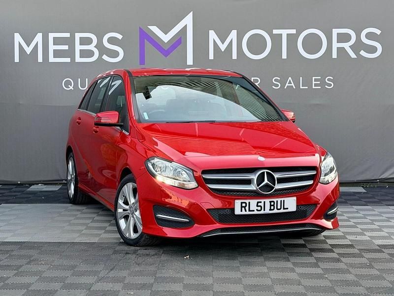 Used Mercedes B200 Executive 2015 Red MPV