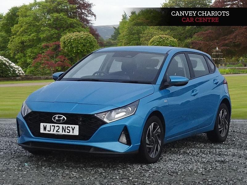 Used Hyundai i20 SE 100 HP (73 kW) 2022 Turquoise Hatchback