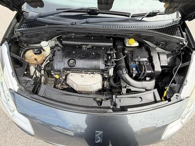 Begagnad Citroën DS3 Cabriolet 120 HK (88 kW) 2013 Grå Cab