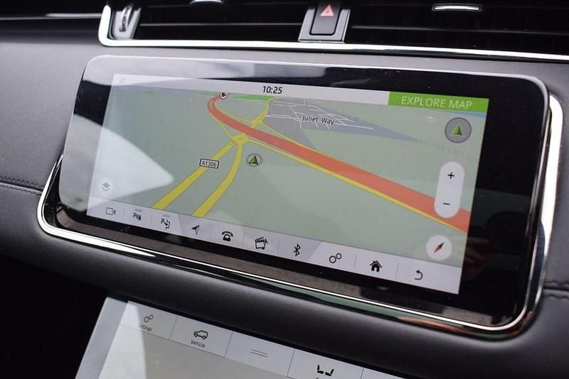 Used Land Rover Range Rover evoque SE Dynamic 180 HP (132 kW) 2020 Grey SUV