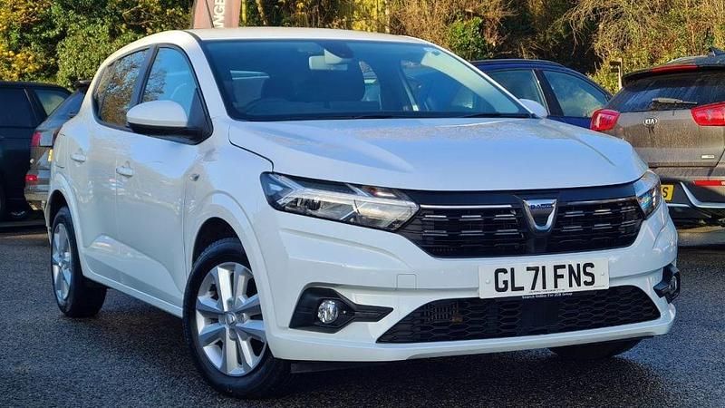 White Used 2021 Dacia Sandero Comfort Hatchback | £8,995 (Good price) - Image 1/4