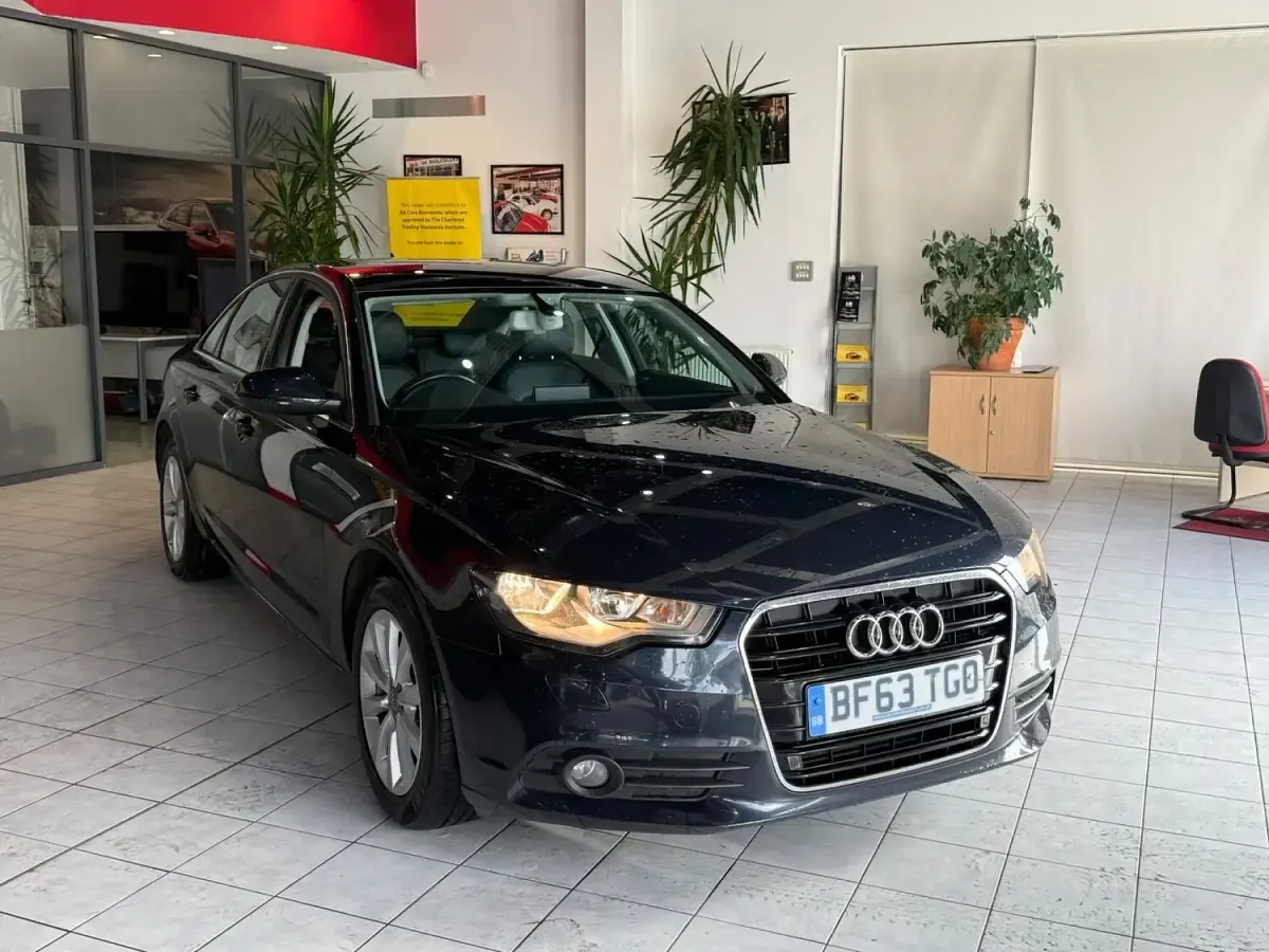 Used Audi A6 Basis 174 HP (127 kW) 2013 Blue Sedan