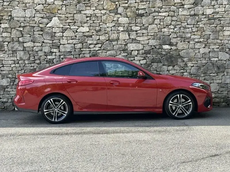 Używany BMW 220 M Sport 176 KM (129 kW) 2023 Czerwony Coupe