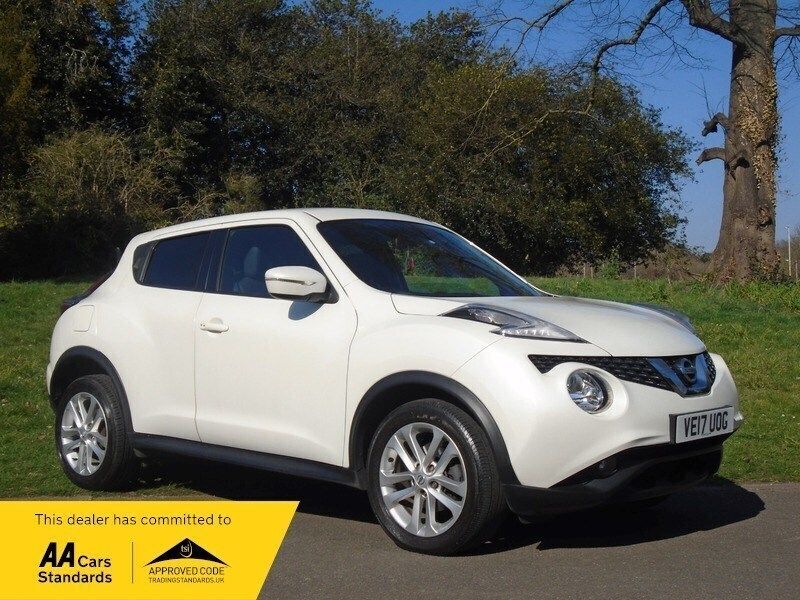 White Used 2017 Nissan Juke N-Connecta SUV | £6,750 (Fair price) - Image 1/4