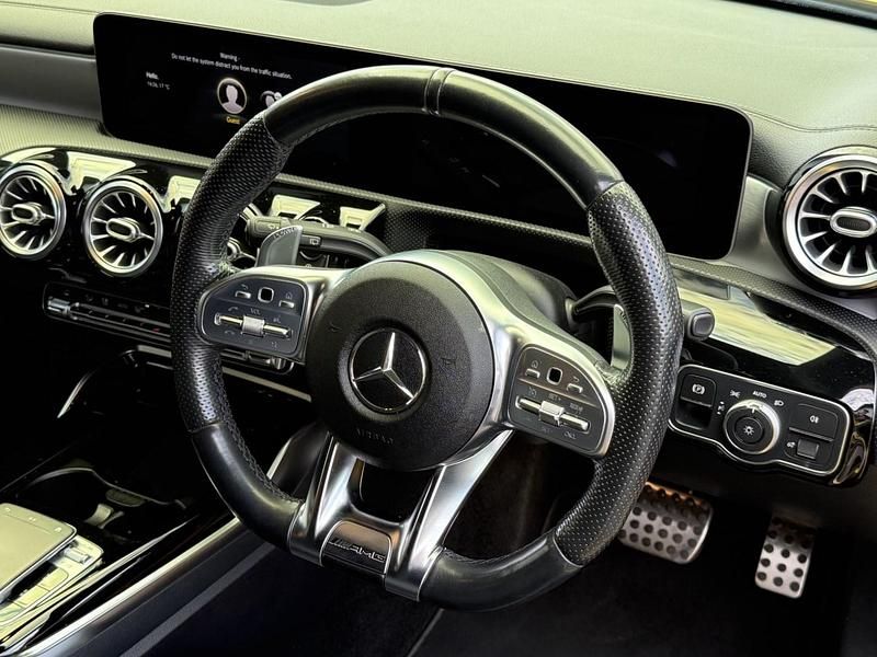 Begagnad Mercedes A35 AMG AMG 2019 Gul Halvkombi