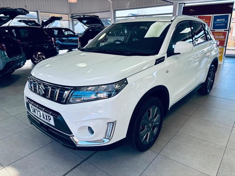 Used Suzuki Vitara SZ-T 129 HP (94 kW) 2023 White SUV