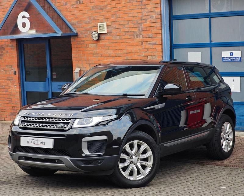 Used Land Rover Range Rover evoque SE 150 HP (110 kW) 2017 Black Estate