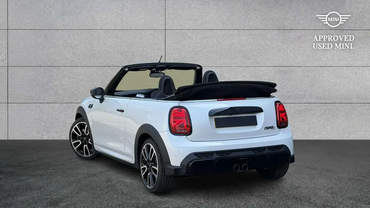 Usado Mini Cooper S Sport 176 HP (129 kW) 2024 Branco Citadino