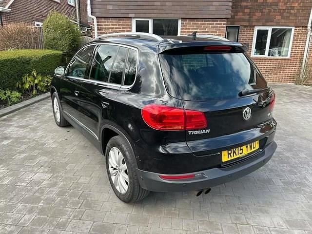 Used VW Tiguan Match 140 HP (102 kW) 2015 Black SUV