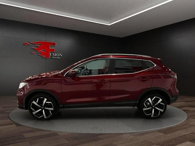 Used Nissan Qashqai Tekna 160 HP (117 kW) 2020 Red SUV
