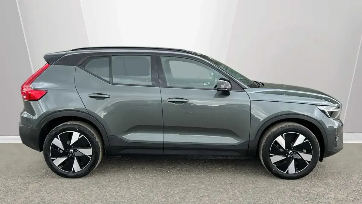 New Volvo EX40 Plus 295 kW (402 HP) 2026 SUV