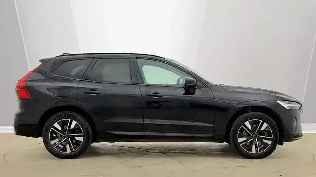Second-hand Volvo XC60 Plus 247 CP (181 kW) 2026 SUV