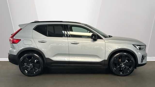 Used Volvo XC40 Plus 194 HP (142 kW) 2026 SUV