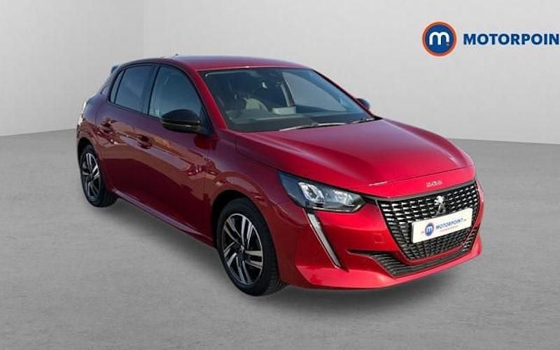 Used Peugeot 208 Allure+ 131 HP (96 kW) 2023 Red Hatchback
