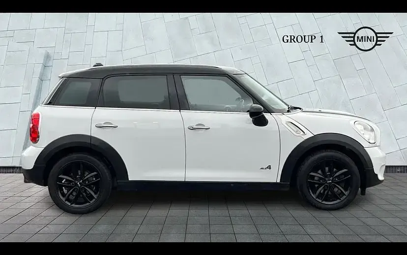 Used Mini Cooper Countryman Chili 122 HP (89 kW) 2014 Light white SUV