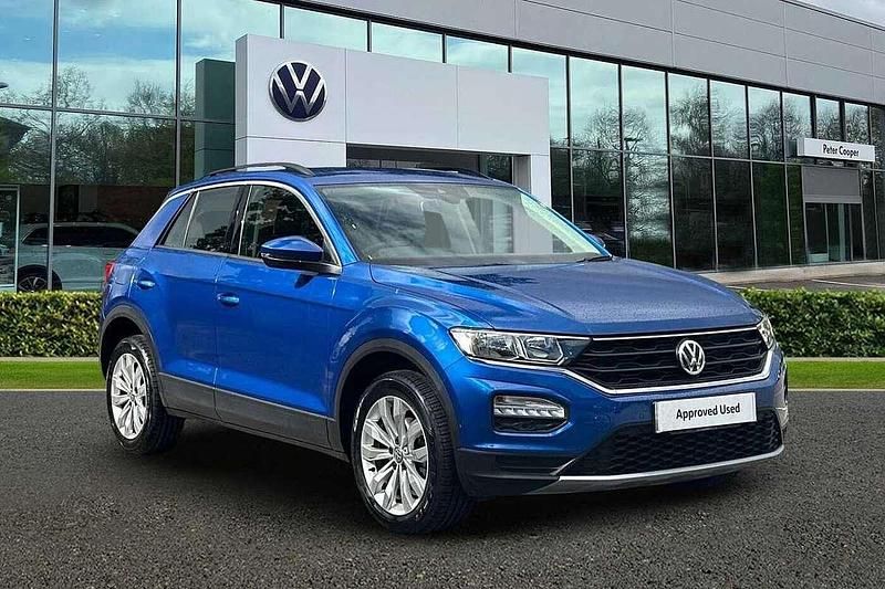 Blue Used 2020 VW T-Roc SE SUV | £17,791 (Fair price) - Image 1/4