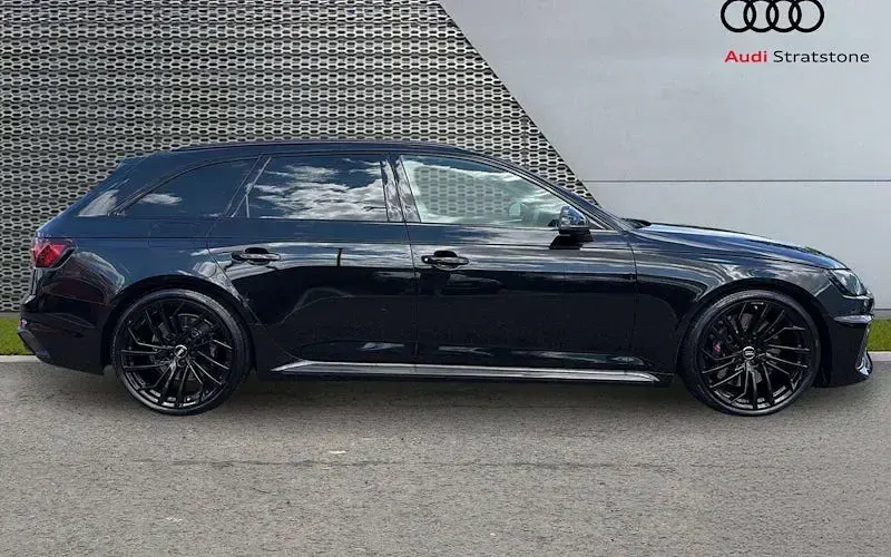 Used Audi RS4 450 HP (330 kW) 2024 Estate