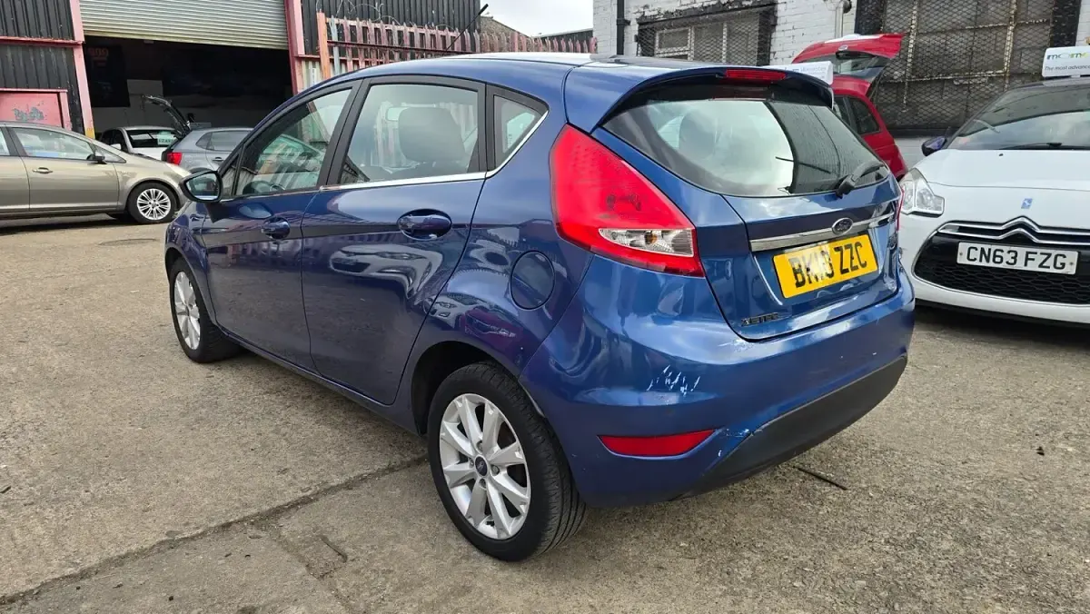 Used Ford Fiesta Zetec 2010 Blue Hatchback