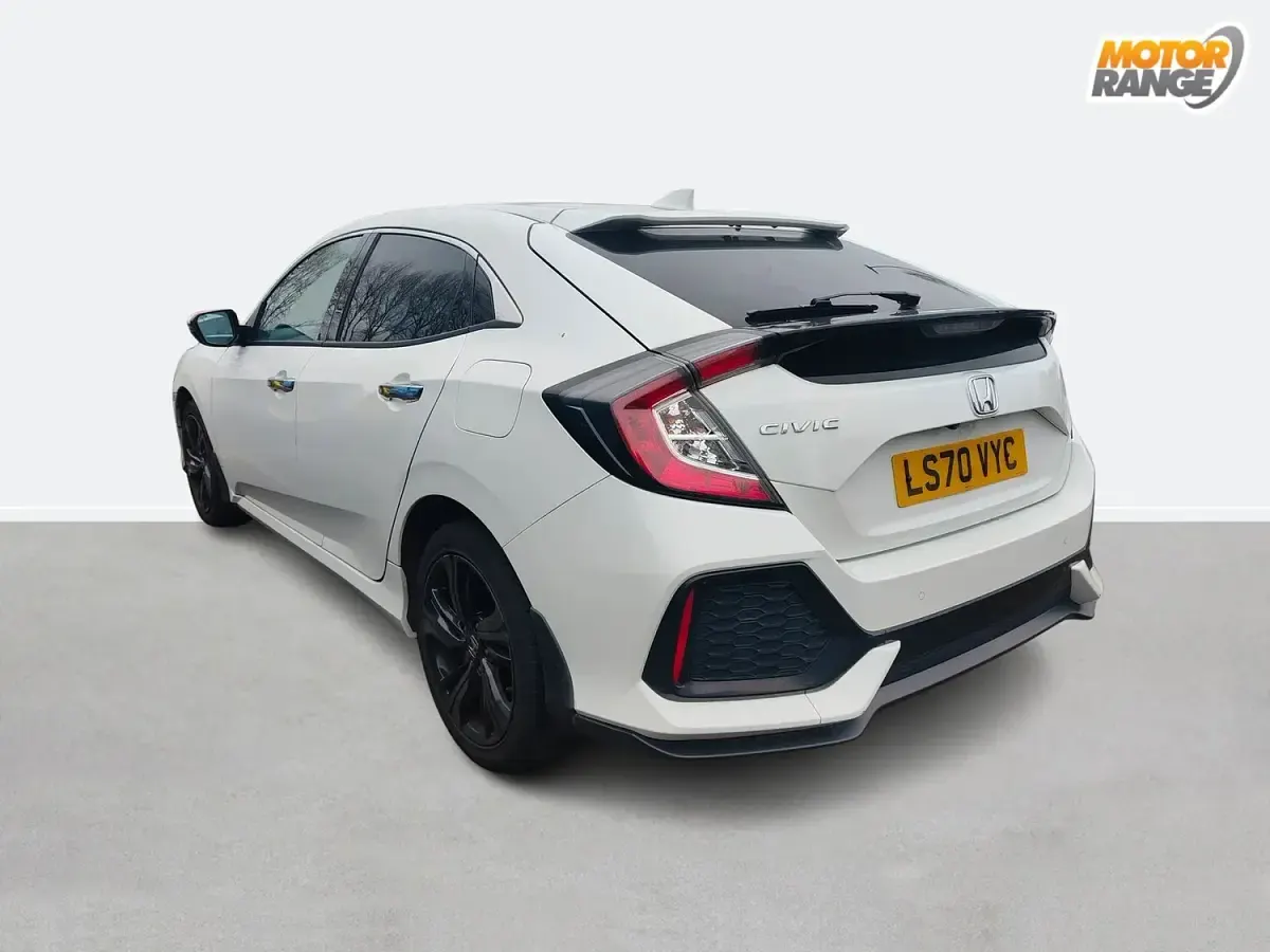 Begagnad Honda Civic Prestige 182 HK (133 kW) 2020 Vit Halvkombi