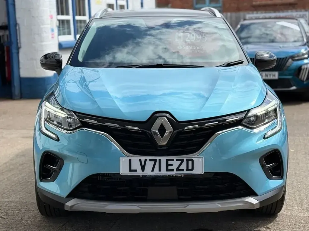 Usado Renault Captur Version S 140 HP (102 kW) 2021 Azul SUV